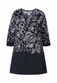 Marineblaue Tunika mit einem weißen Paisley-Muster, hergestellt aus leichtem Stoff mit V-Ausschnitt und 3/4-Ärmeln.
