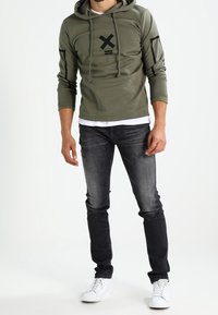 Jack & Jones Felpa con cappuccio - olive