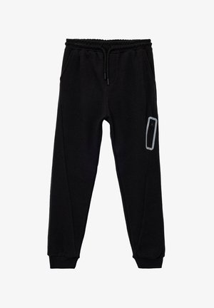 Sudadera negra hecha de un tejido suave y texturizado, con una cinturilla elástica, bolsillos laterales y un bolsillo con cremallera con ribete en contraste.