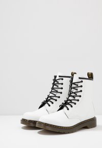 Dr. Martens Botki sznurowane