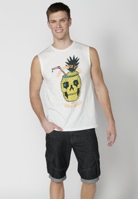 Koroshi Felső - crudo   off white