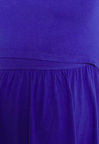 Anna Field MAMA Vestido de malha - blue