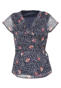 Haut cache-cœur bleu marine à motifs floraux avec manches courtes évasées, doté d'un col à volants et de motifs floraux roses et blancs sur un tissu léger.