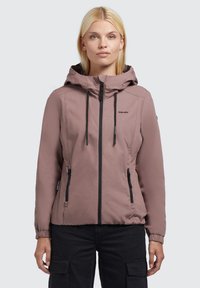 Helle mauve Zip-Jacke mit Kapuze, elastischen Bündchen, zwei mit Reißverschluss versehenen Taschen und KHUJO-Logo auf der Brust. Glattes Material, strukturiertes Design.