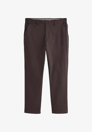 Pantaloni maro închis cu picior drept, prevăzuți cu bucle pentru curea, nasture frontal, fermoar și buzunare laterale, expuși pe fond alb.