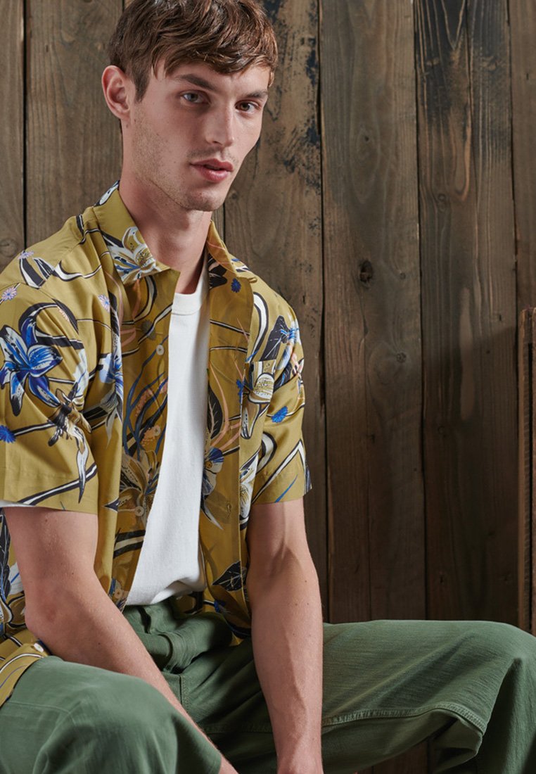 dunc surf shirt