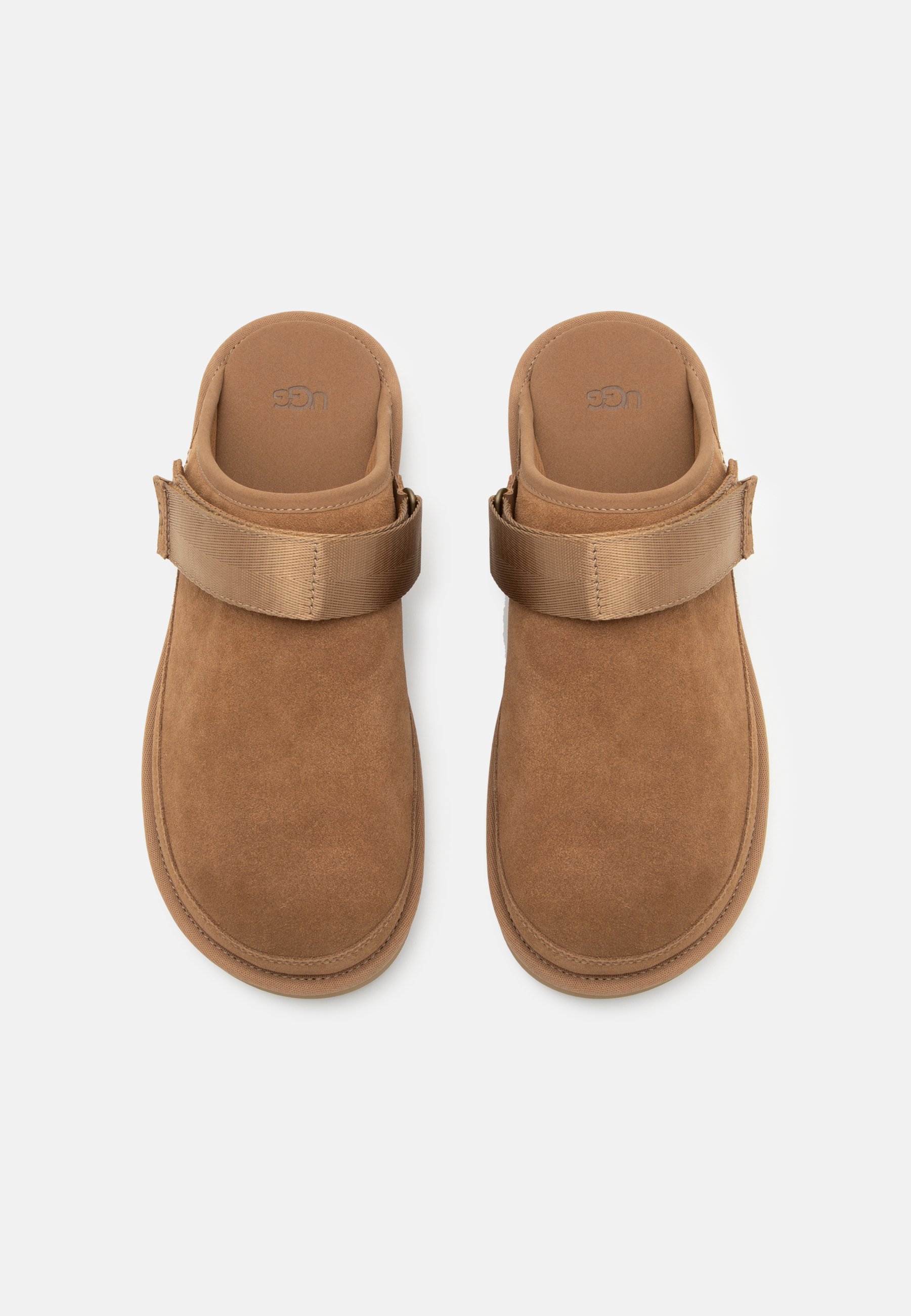 UGG GOLDENCOAST - Saboţi - chestnut/camel - Zalando.ro