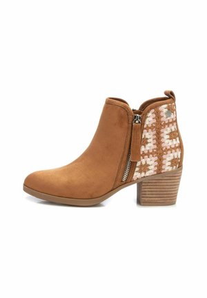 Botines bajos - camel