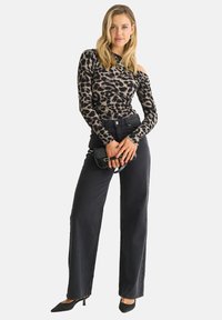 GINI LONDON - Long sleeved top - grey leopard Thumbnail Image 1