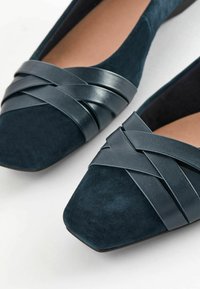 Next FOREVER COMFORTÂ® LEATHER SQUARE TOE BALLERINA SHOES - Balerinke - navy blue