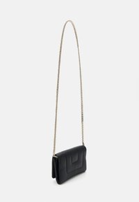 BOSS ICON - Listová kabelka - black