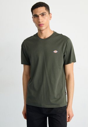 Dark green cotton t-shirt with a crew neck, short sleeves, and a small logo on the left chest, featuring a straight hem and soft texture.