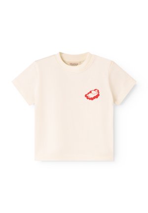 Kremfarvet børne-T-shirt med korte ærmer, rund udskæring og lille rødt motiv af et smilende får på venstre bryst.