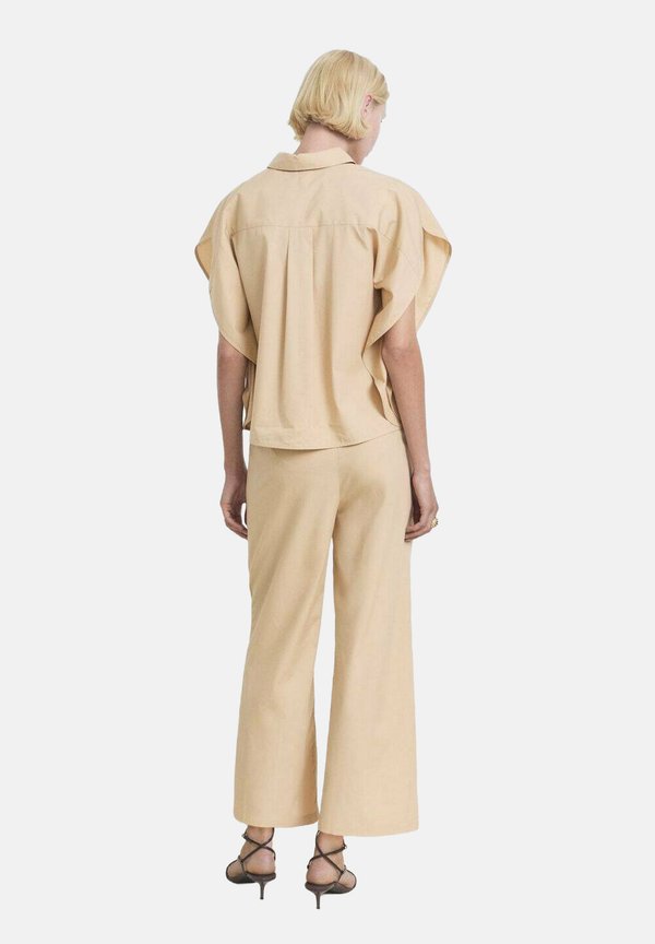 STRAIGHT-CUT CROP - Trousers3