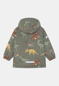 Chaqueta verde oliva con un estampado de dinosaurios en varios colores, con capucha y puños elásticos, diseñada para la ropa infantil.