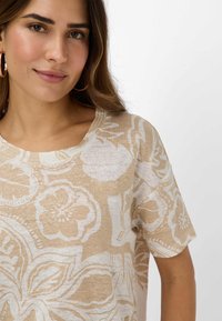 BRAX STYLE CANDICE - T-shirts print - offwhite