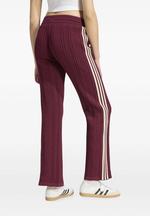 adidas Originals, ADIDAS ORIGINALS SST WIDE LEG TRACK PANTS - Pantaloni - red