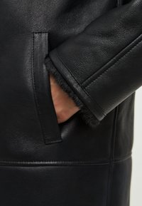 Cesare Gaspari CESARE GASPARI - Abrigo de invierno - black