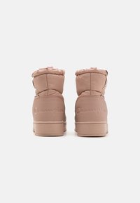 Champion MONTANA UNISEX ciemnoliliowy