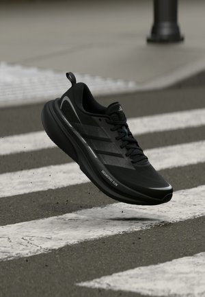 SUPERNOVA GLIDE - Hardloopschoenen voor op de weg - core black/iron metallic