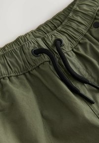 Thumbnail Image 3