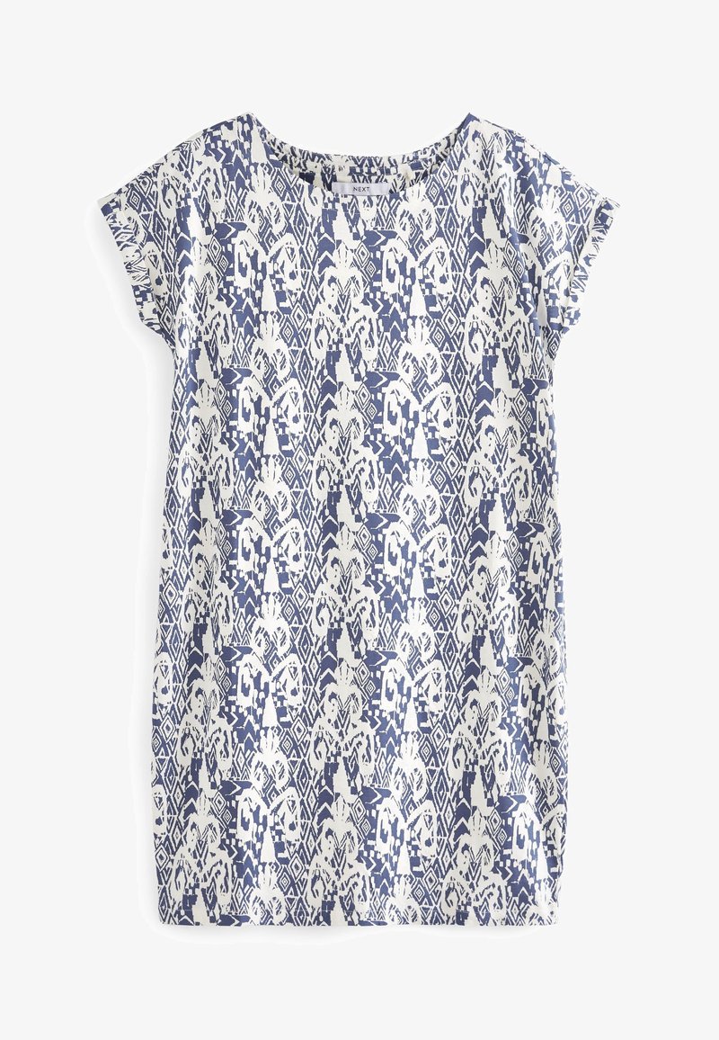 Robe à manches courtes avec un fond bleu et des motifs floraux et géométriques blancs complexes. Tissu doux avec une coupe décontractée.