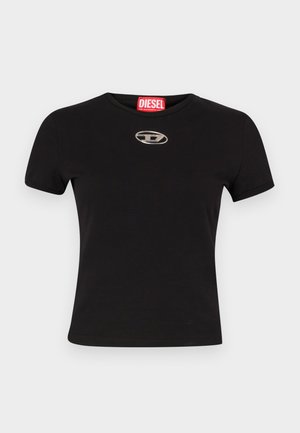 T-shirt preta de mangas curtas feita de algodão, com decote redondo e um detalhe em logotipo oval metálico na parte da frente.