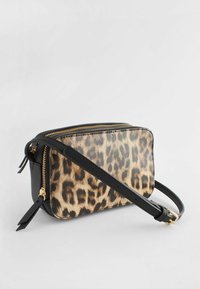 Sac Bandoulière Imprimé Léopard Orange Corail BERSHKA - Taille Moyen - Neuf Avec étiquettes