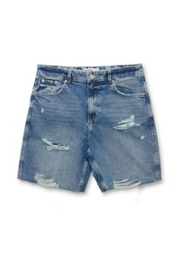 Shorts de mezclilla en azul desteñido, con detalles rasgados y un ajuste holgado. Incluyen bolsillos delanteros y un cierre clásico de botón.