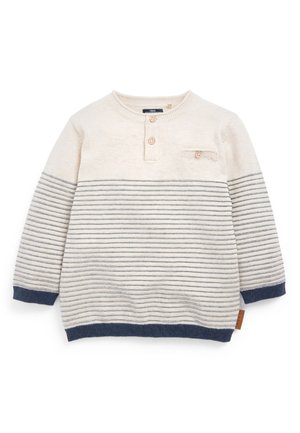 Sweter dla malucha z długim rękawem w kremowo-granatowe paski, z kołnierzem henley na guziki i małą kieszonką na piersi z guzikiem.
