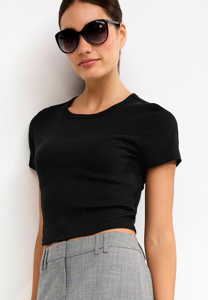 Next SLIM FIT SHORT SLEEVE CREW NECK - T-shirts basic - black
