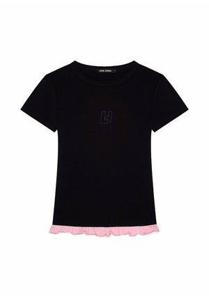 Czarny t-shirt z krótkim rękawem z małym haftowanym logo na klatce piersiowej i różowym falbaniastym wykończeniem u dołu.