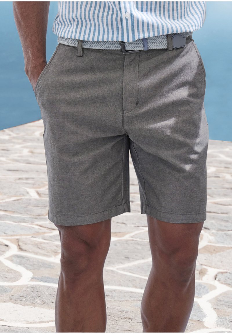 Grijze Herenshorts online shop • • Ontdek het hier Grijze Herenshorts online shop • • Ontdek het hier