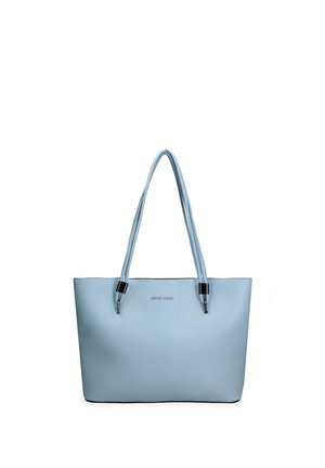 Lichtblauwe leren tas met dubbele handvatten en zilverkleurige beslag, met de subtiele merknaam "pierre cardin" aan de voorkant.