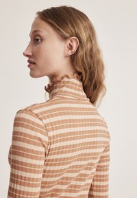 Odd Molly KELLY - Kotelomekko - coyote brown