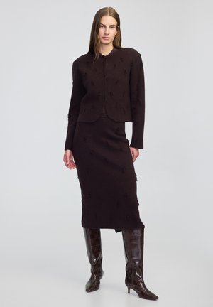 DISTRESSED  - Vest - brown