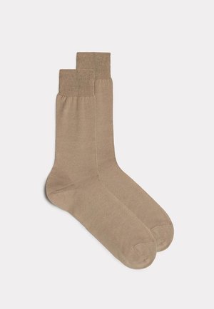 KURZE AUS MERCERISIERTER - Calze - naturale