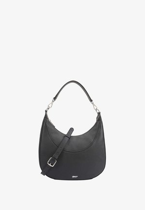 Schwarze Lederschultertasche mit geschwungener Form, verstellbarem Trageriemen, silbernem Beschlag und dezent geprägtem Logo auf der Vorderseite.