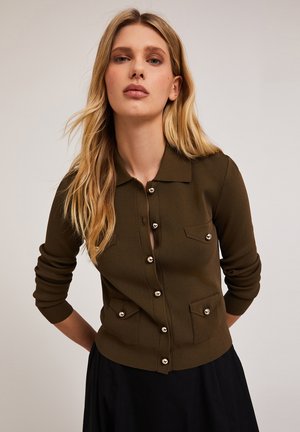 CON TASCHE - Cardigan - verde militare