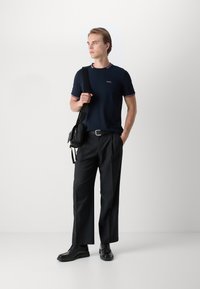 BOSS TAUL - Paprasti marškinėliai - dark blue
