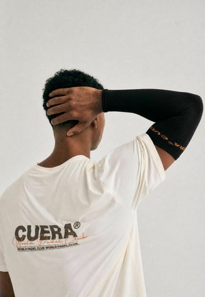Cuera, ONCOURT COMPRESSION - Kortfingerhandsker - black