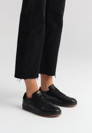 Baskets basses - black