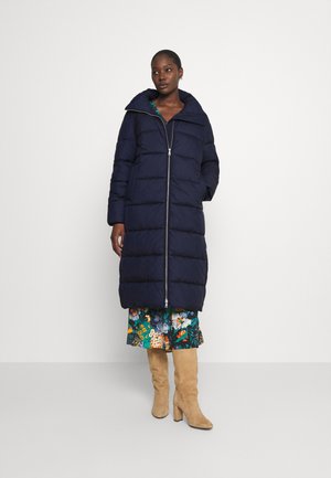 LONG PUFFER COAT - Winter jacket - scandinavian blue