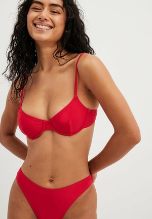 NA-KD Haut de bikini - red