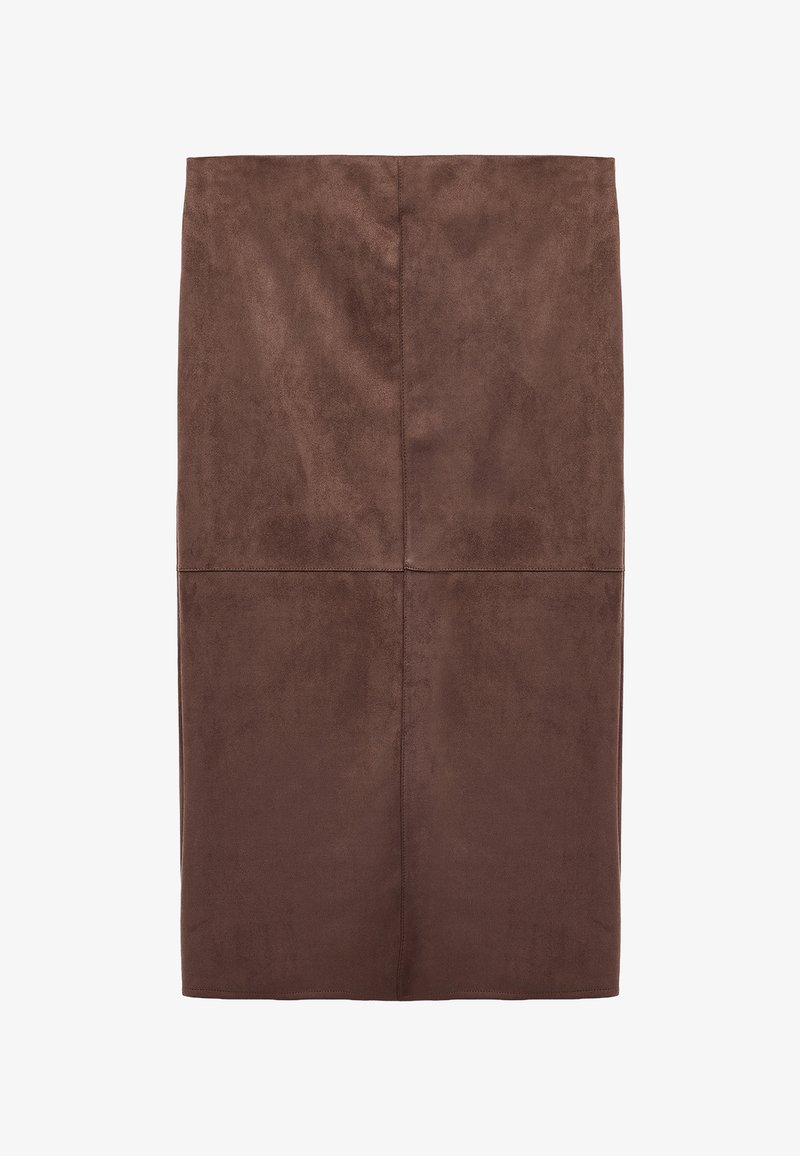 Jupe crayon en suède synthétique marron avec une texture lisse, longueur genoux, présentant un design simple sans matériel ou embellissements visibles.