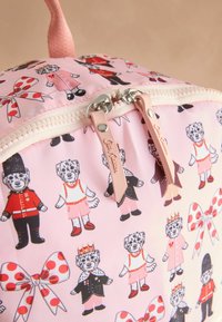 Unausgewählt, pink london dogs print