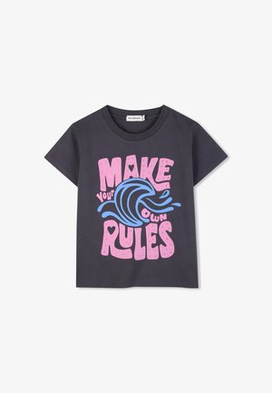 Grey cotton T-shirt with short sleeves, featuring pink and blue graphic text "MAKE your OWN RULES" and wave design.