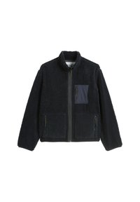 Veste en polaire noire entièrement zippée avec col montant, deux poches avant inférieures et une poche zippée sur la poitrine avec un patch en tissu contrastant.