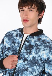 Mo Giubbotto Bomber - blue multicolor