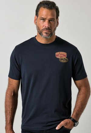 JP1880, T-SHIRT, FLEXNAMIC®, SHORT SLEEVE, CHEST PRINT, UP TO 8XL - Print T-shirt - navy blue
